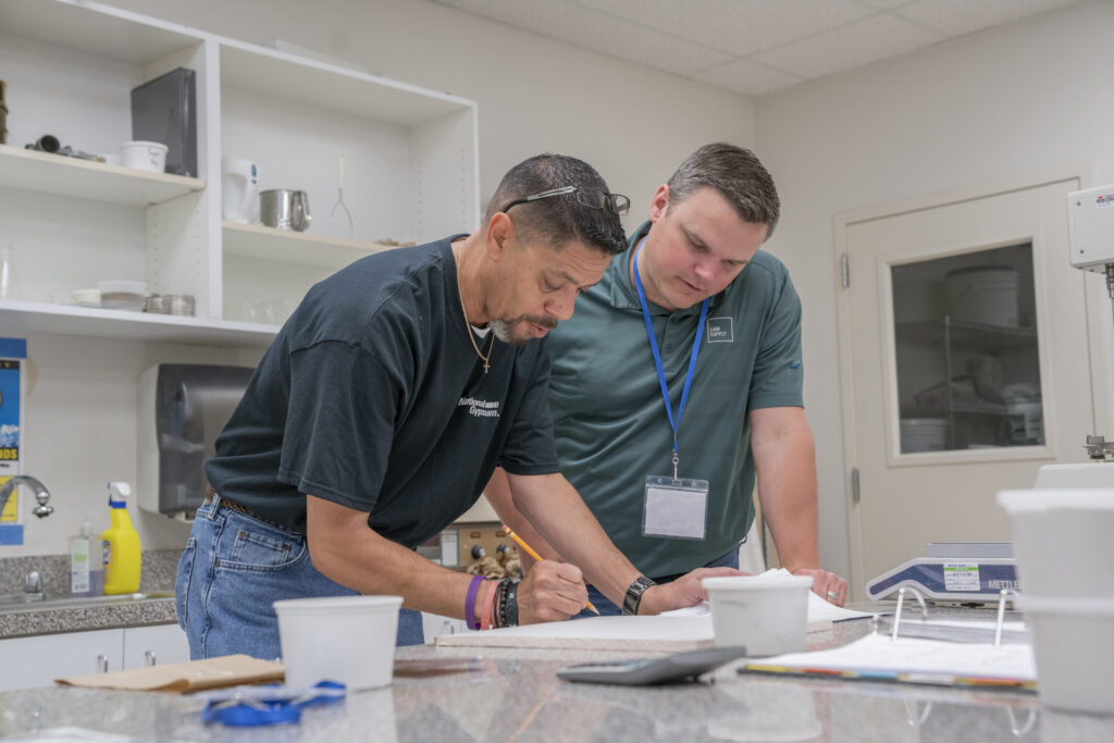 National Gypsum employee shows L&W Supply associate ProForm